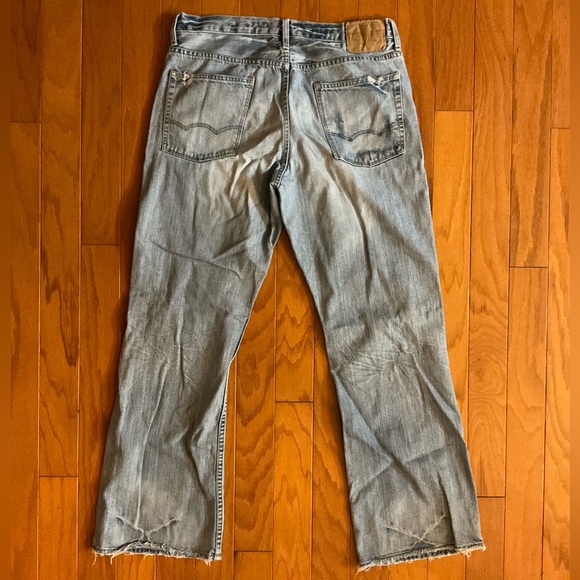 Men’s American Eagle Worn & Torn In All The Right Places Zipper 🪰 Blue Jeans! - Picture 3 of 9